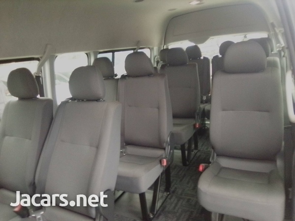2013 Toyota Hiace Bus-2