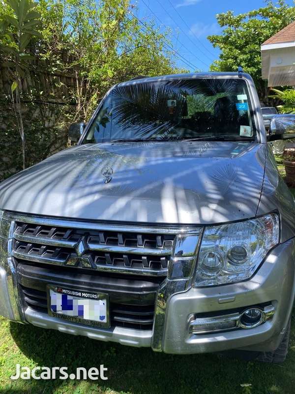 Mitsubishi Pajero 3,0L 2019-1