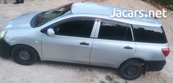Nissan AD Wagon 1,5L 2012-4