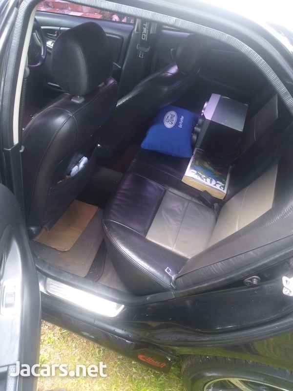 Toyota Vios 1,5L 2005-4
