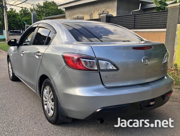 Mazda Axela 1,6L 2011-3