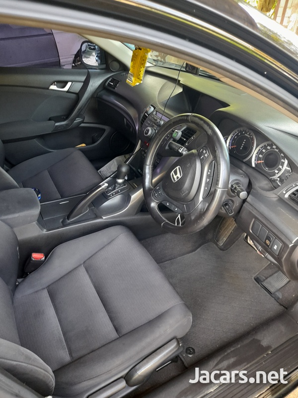 Honda Accord 2,0L 2012-9