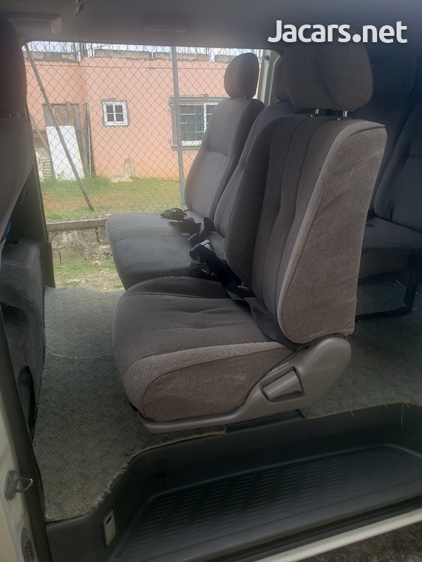 2008 Toyota Hiace-10