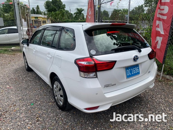 Toyota Fielder 1,5L 2017-2