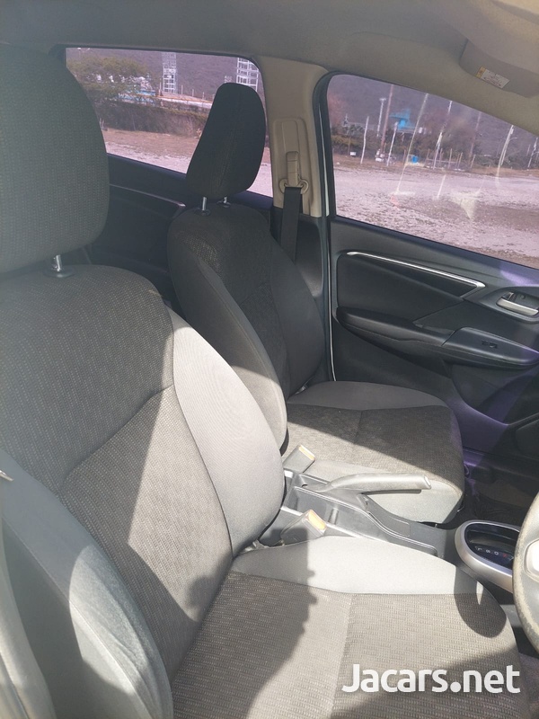 Honda Fit 1,3L 2015-7