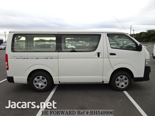 2012 Toyota Hiace-7