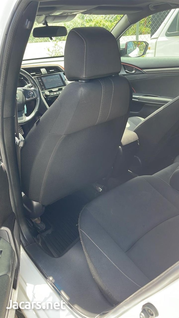 Honda Civic 2,4L 2018-7