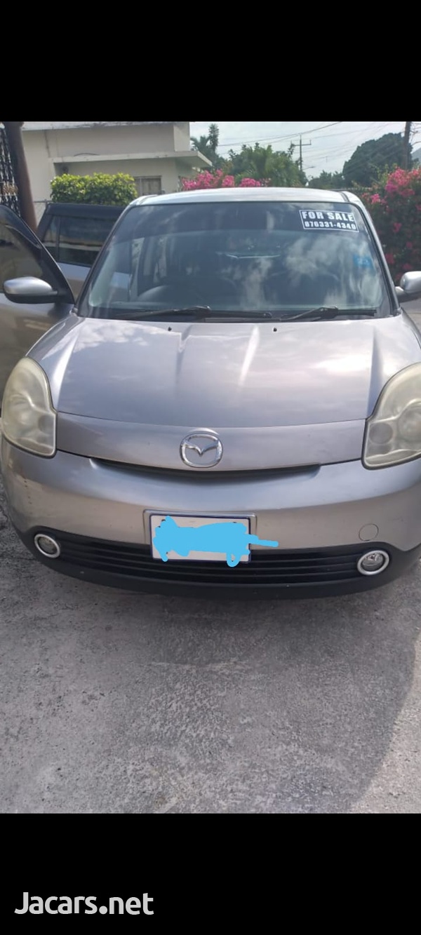 Mazda Verisa 1,4L 2012-1