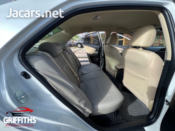 Toyota Allion 2,0L 2017-14