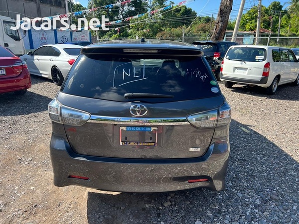 Toyota Wish 1,8L 2013-4