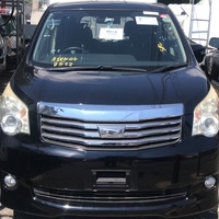Toyota Noah 2,0L 2013 Toyota Noah 2,0L 2013