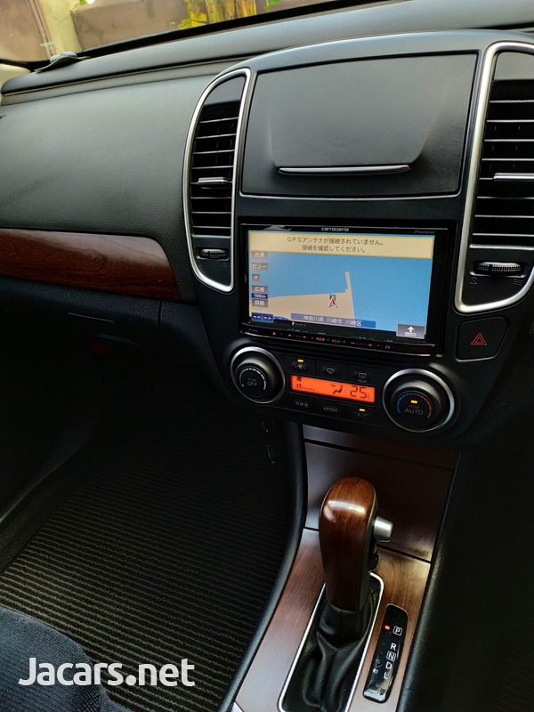 Nissan Bluebird 1,9L 2012-4