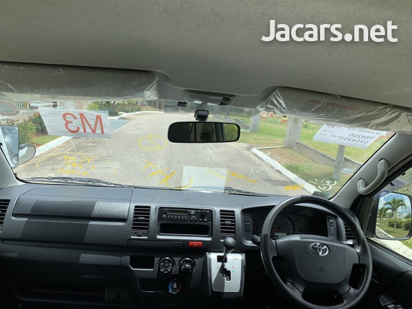 2016 TOYOTA HIACE-8