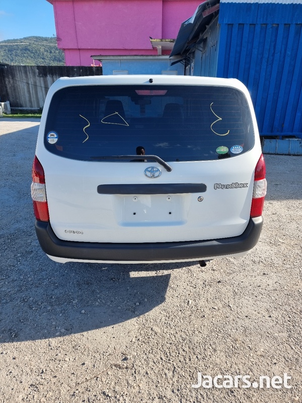 Toyota Probox 1,5L 2017-5