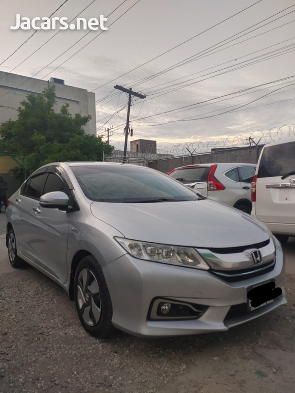 Honda Grace 1,8L 2015-2