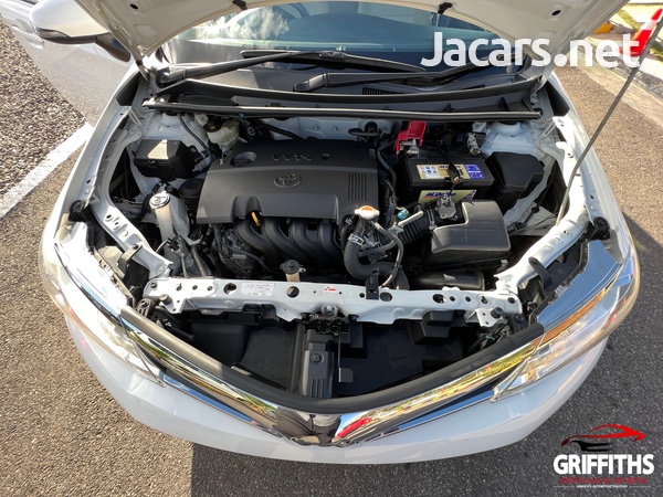 Toyota Axio 1,5L 2016-13