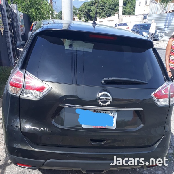 Nissan X-Trail 2,0L 2015-9