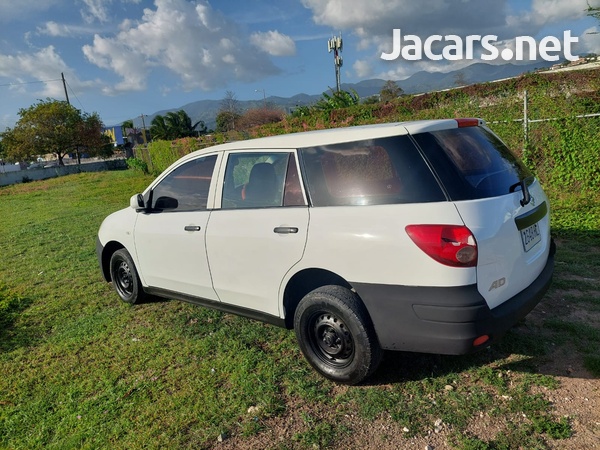 Nissan AD Wagon 1,5L 2013-6