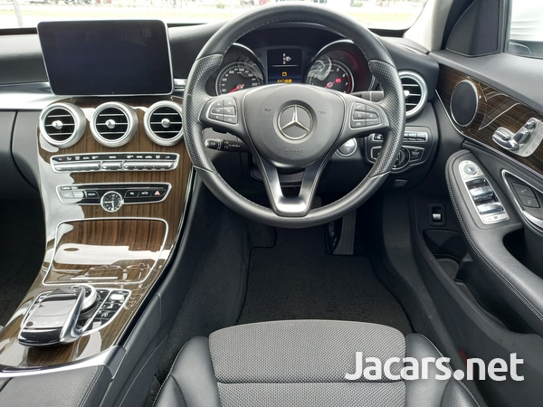 Mercedes-Benz C-Class 2,0L 2015-12