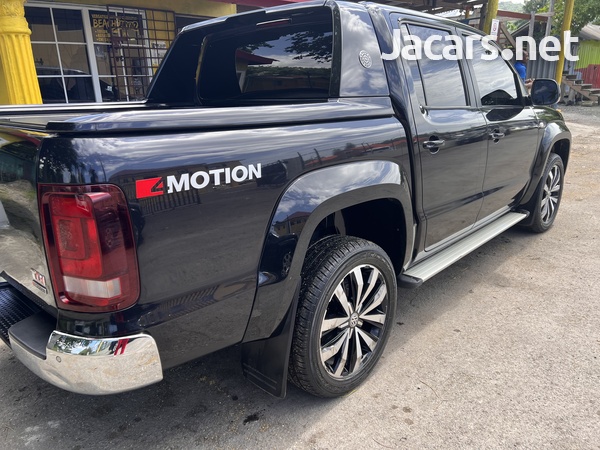 2018 VW Amarok-3