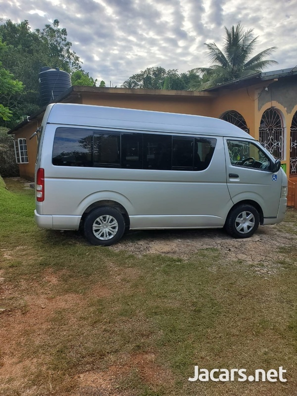 Toyota Hiace 2,5L 2007-1