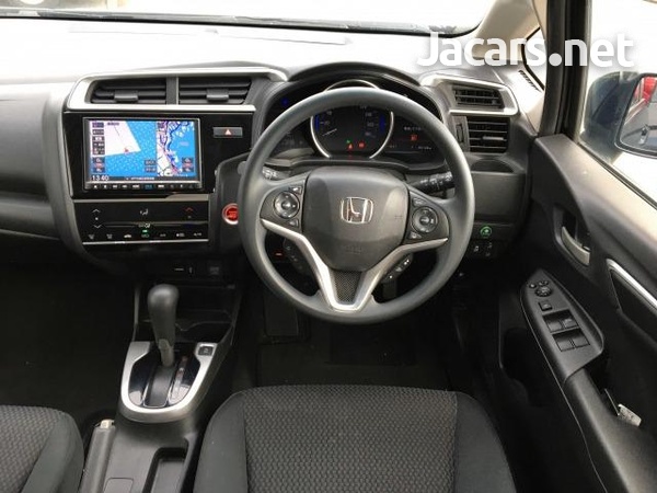 Honda Fit 1,5L 2019-8