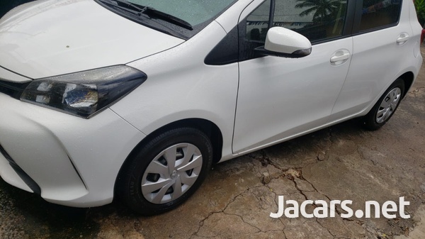 Toyota Vitz 1,3L 2016-4