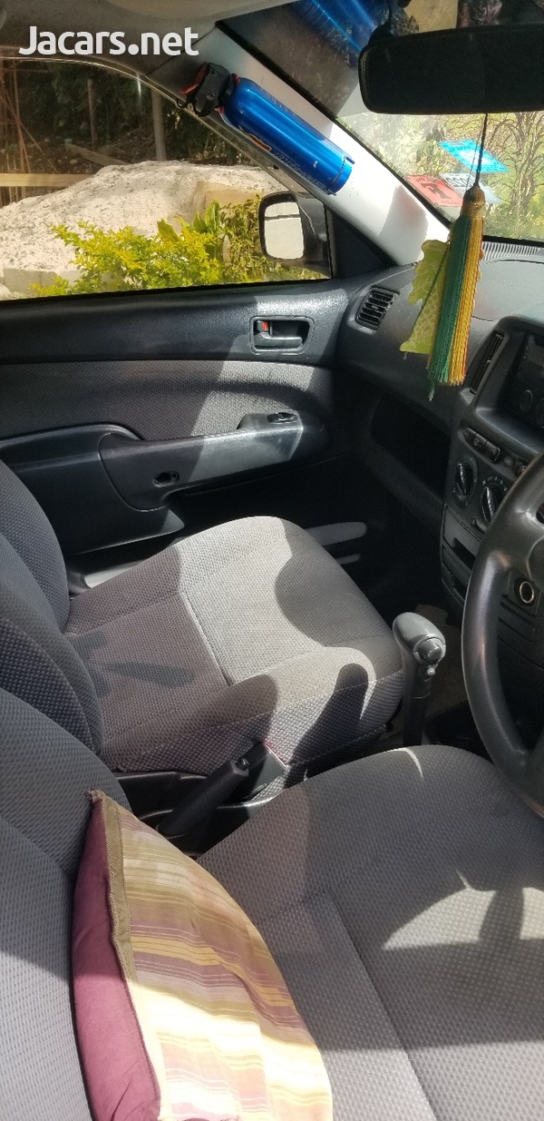 Toyota Succeed 1,5L 2013-3