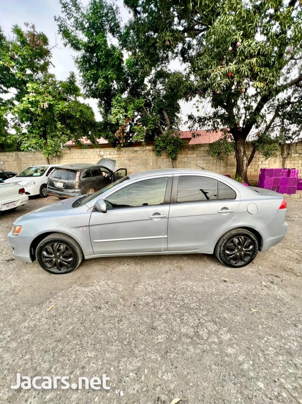 Mitsubishi Galant Fortis 2,0L 2008-5