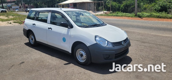 Nissan AD Wagon 1,5L 2016-1
