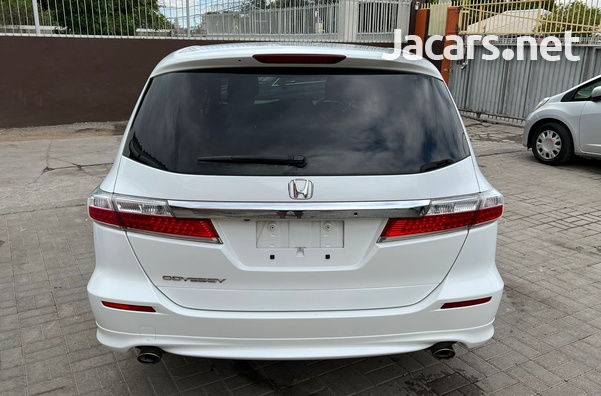 Honda Odyssey 2,4L 2013-9