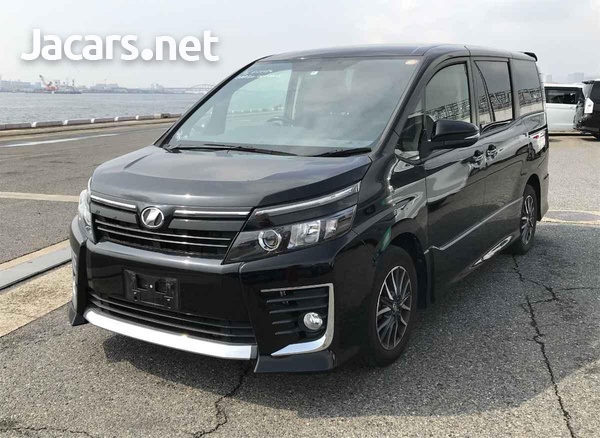 Toyota Voxy 1,8L 2014-1