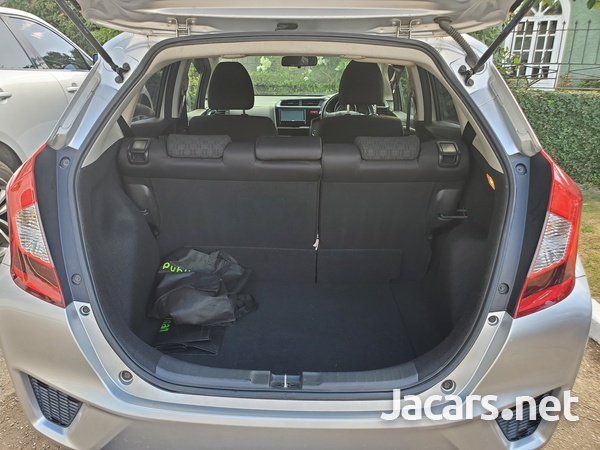 Honda Fit 1,3L 2016-9