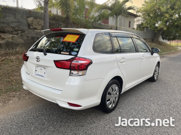 Toyota Fielder 1,5L 2017-4