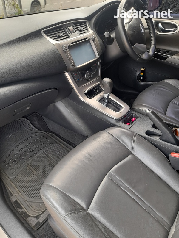 Nissan Sylphy 1,2L 2014-5
