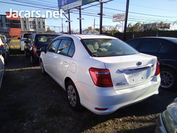 Toyota Axio 1,7L 2017-3
