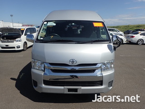 Toyota Hiace 2,7L 2014-5