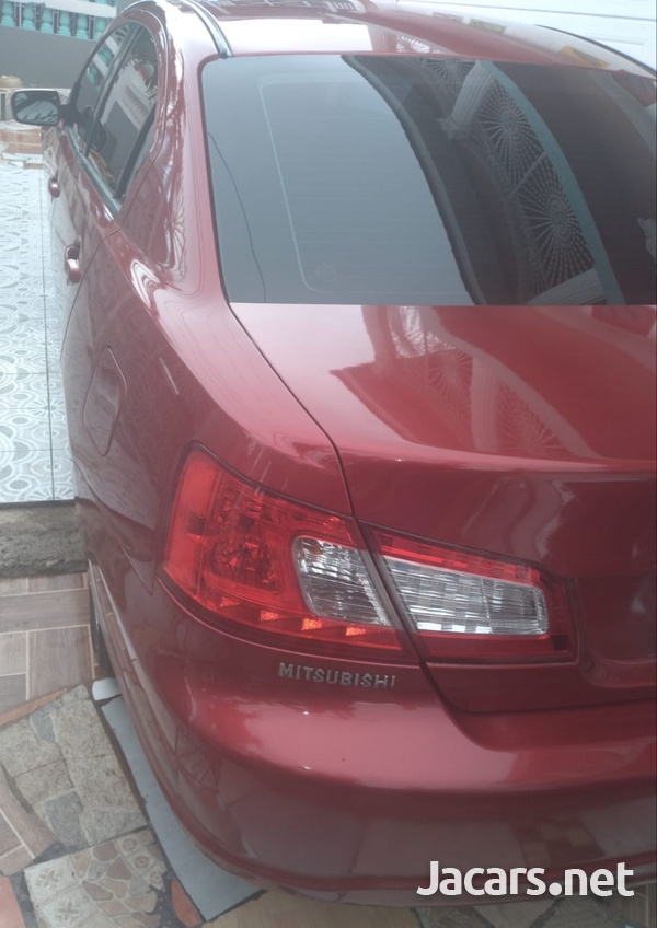 Mitsubishi Galant Fortis 2,4L 2009-4