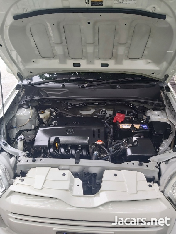Toyota Probox 1,5L 2016-2