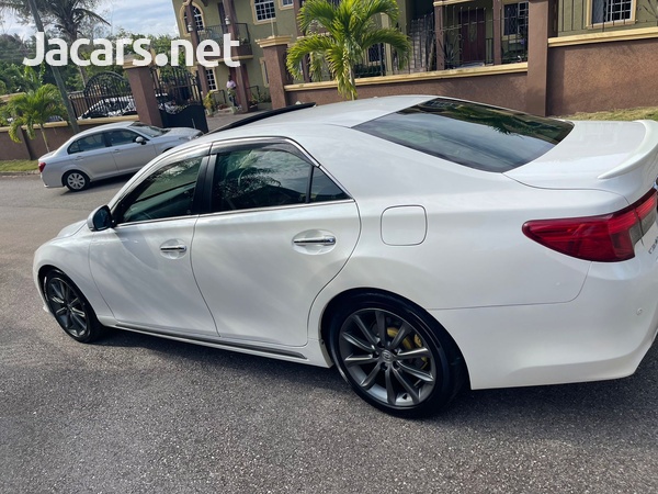 Toyota Mark X 2,5L 2013-2