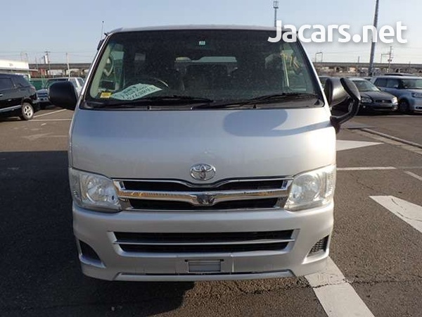 Toyota Hiace 2,0L 2012-1