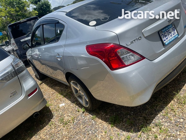 Nissan Latio 1,2L 2015-9