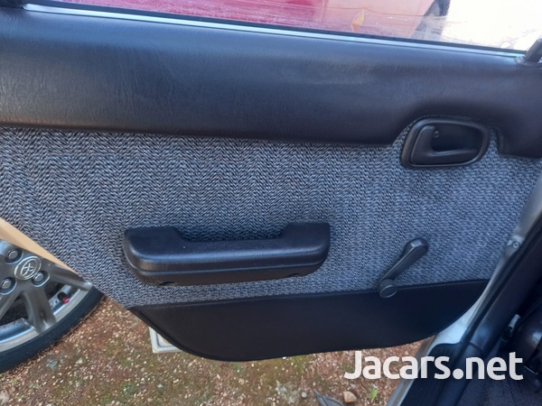 Toyota Corolla 1,5L 1993-6