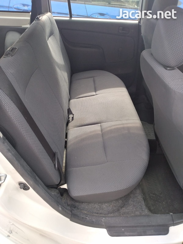 Toyota Succeed 1,5L 2013-3