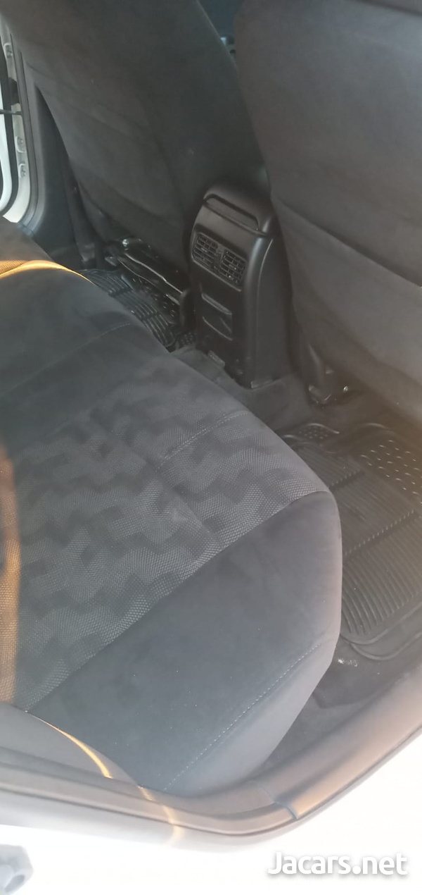 Nissan Sylphy 1,8L 2014-10