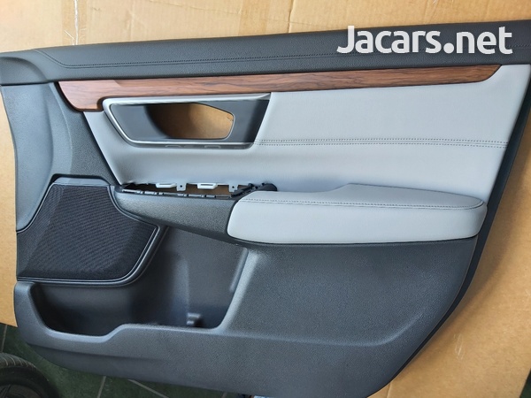 2017-2022 Honda CRV right side door cover BRAND NEW