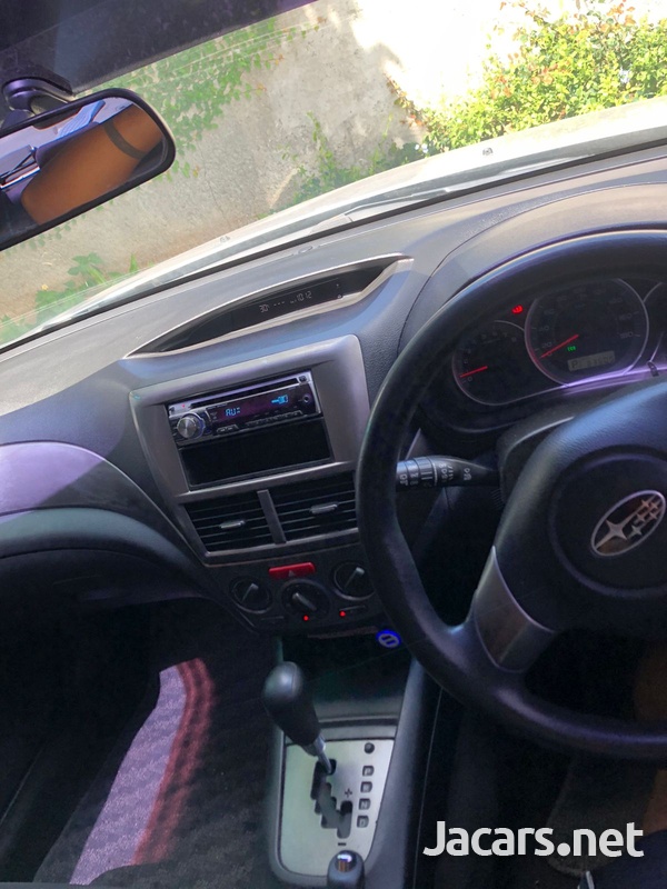 Subaru Impreza 1,5L 2009-4