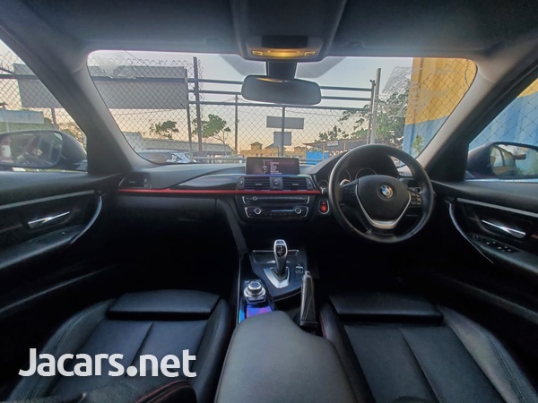 BMW 3-Series 2,0L 2012-2
