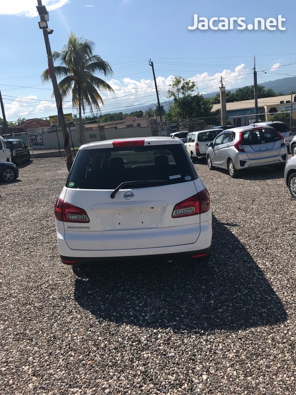 Nissan Wingroad 1,5L 2015-4
