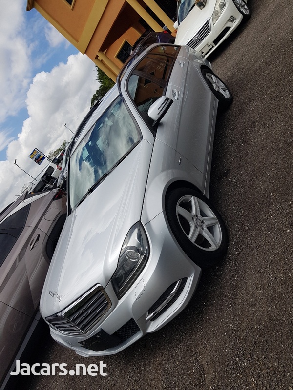 Mercedes-Benz C-Class 1,8L 2012-3